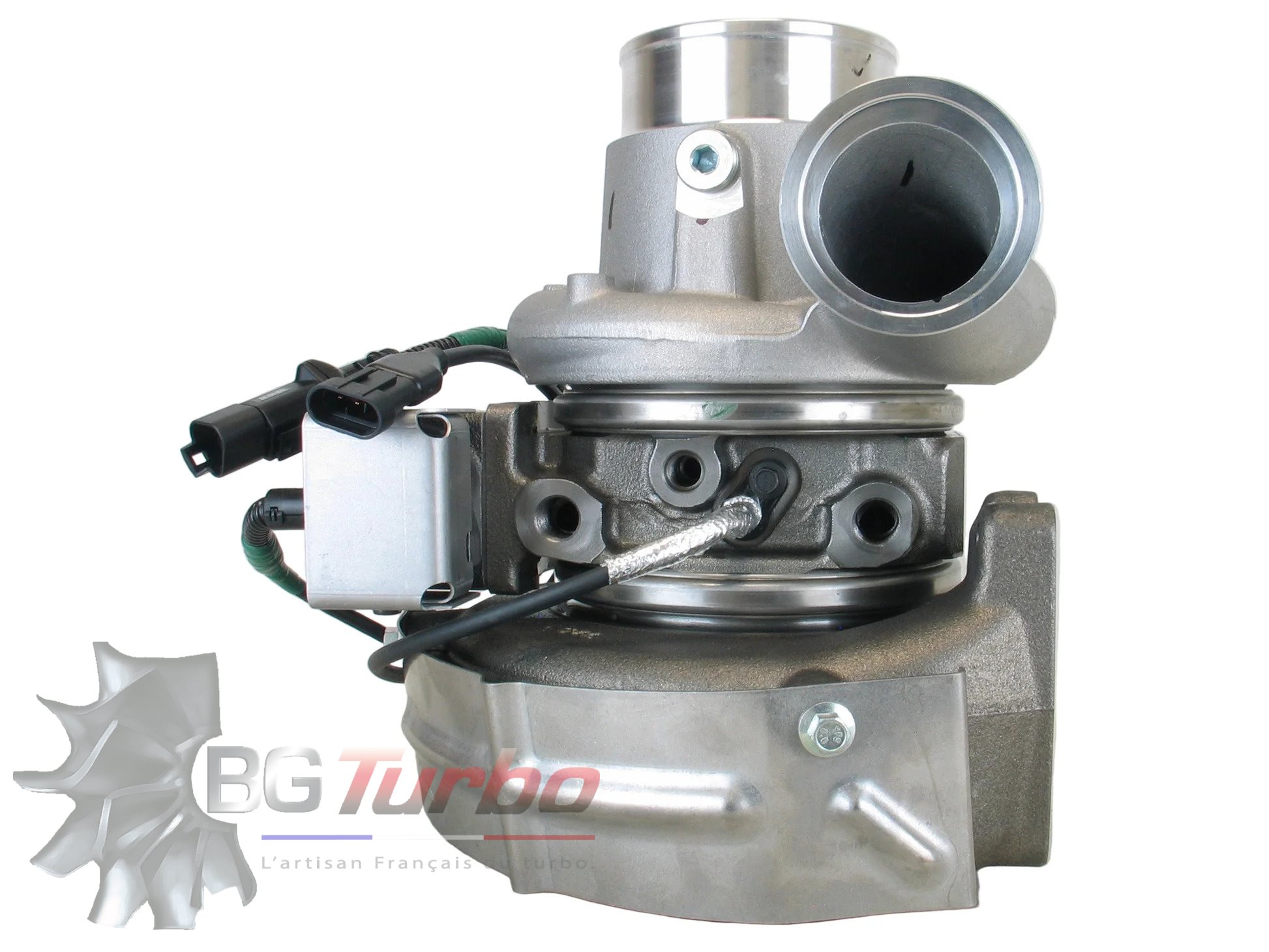 TURBO - NEUF ORIGINE - PL - HOLSET HE341VH référence 3793725H pour moteur Cummins QSB 6.7, également utilisé sur applications Komatsu équipées du moteur SAA6D107E. Turbo compatible avec plusieurs références d'origine, notamment 3793725, 3793686, 3768847, 2881983, 4352387, 5321698, 5552076, 6755-81-8171 et 6755-81-8172.
