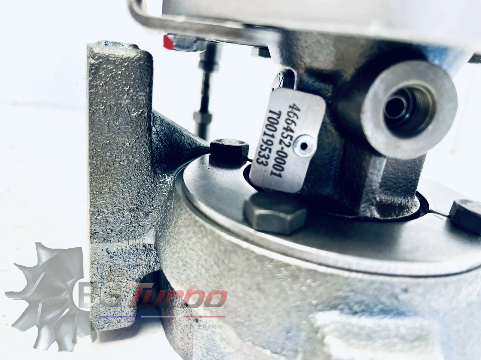 TURBO - HYBRIDE -  E/S PRÉPARÉ EN FRANCE  - STAGE2 - GT17/22 - 6+6 pales - MFS PERFORMANCE 2215 - AIR
Diamètre admission - Ind : 41,52 mm / Exd : 56,02 mm / Angle : 30°
