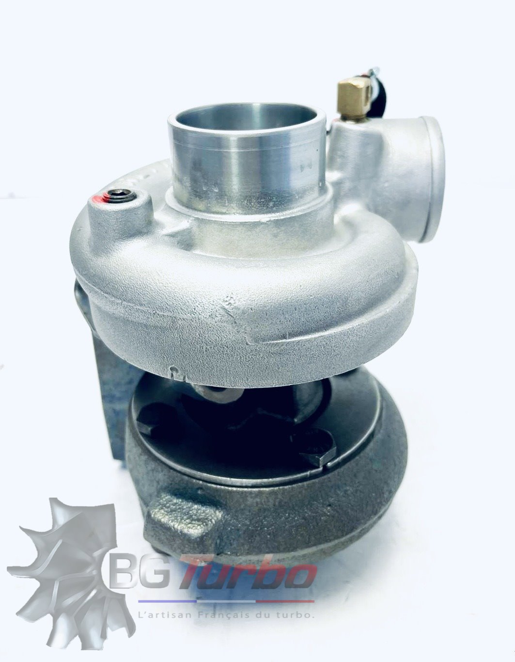 TURBO - HYBRIDE -  E/S PRÉPARÉ EN FRANCE  - STAGE2 - GT17/22 - 6+6 pales - MFS PERFORMANCE 2215 - AIR
Diamètre admission - Ind : 41,52 mm / Exd : 56,02 mm / Angle : 30°
