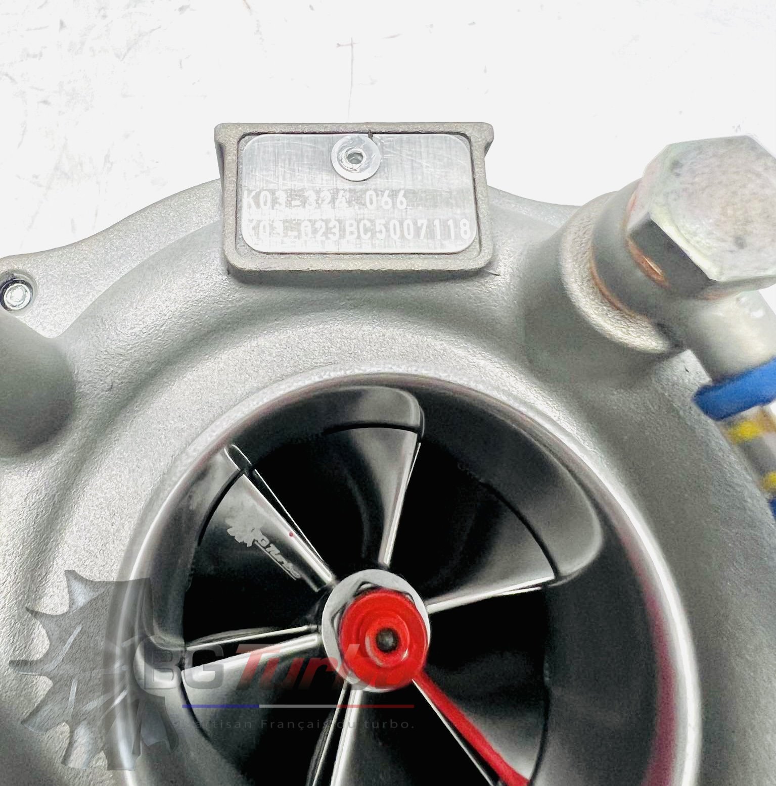 TURBO - HYBRIDE -  NEUF OE PRÉPARÉ EN FRANCE  - STAGE3 - 0 - 6+6 pales - MFS PERFORMANCE K380
Diamètre admission - Ind : 37,84 mm / Exd : 50,96 mm / Angle : 30°
