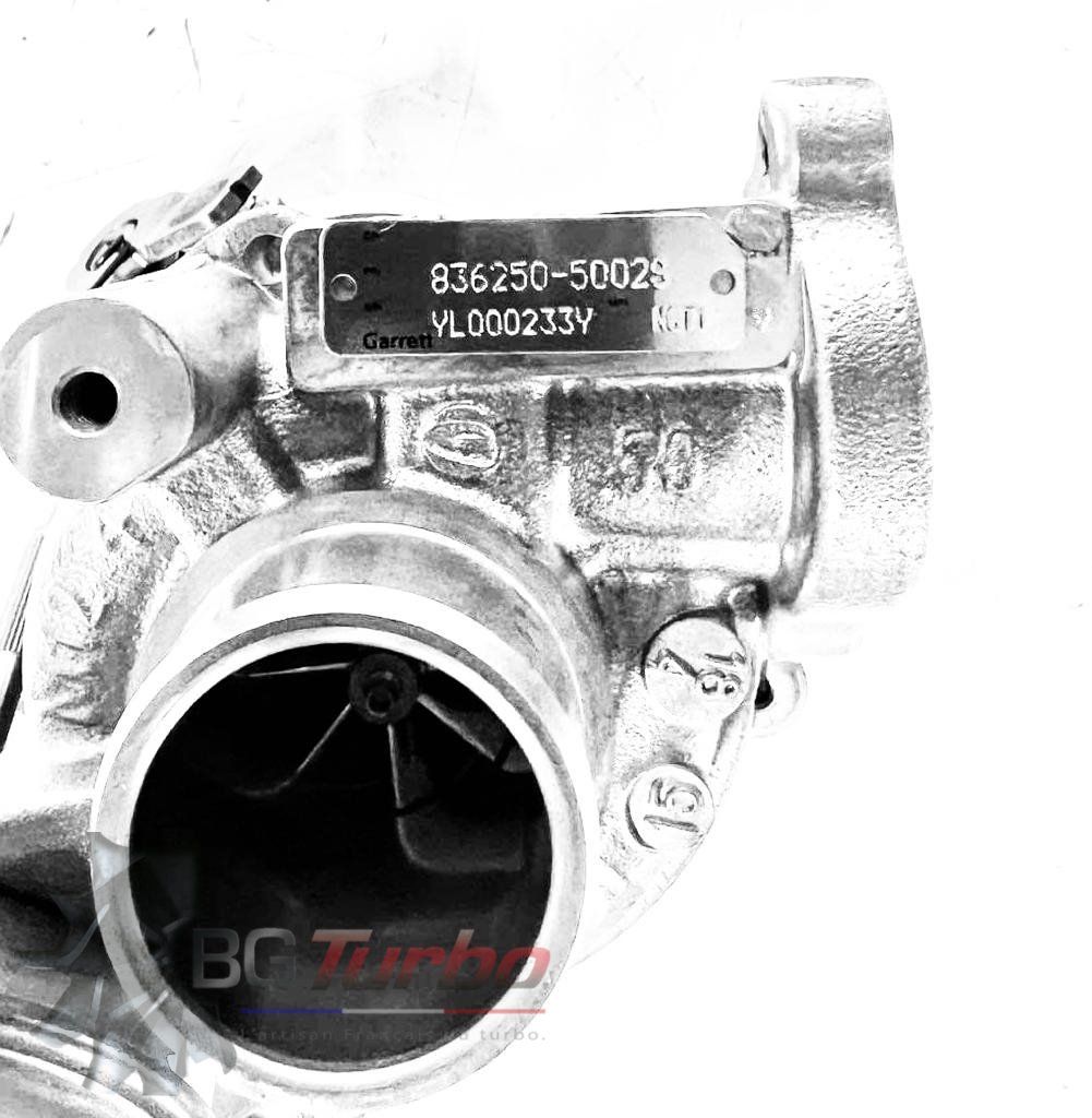 TURBO - HYBRIDE - &nbsp;E/S PRÉPARÉ EN FRANCE &nbsp;- STAGE1 - 0 - 8+0 pales - MFS PERFORMANCE 1269
Diamètre admission - Ind : 29,9 mm / Exd : 44,01 mm / Angle : 15°
