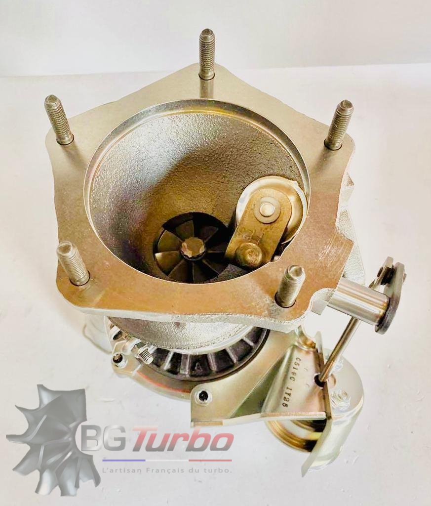 TURBO - HYBRIDE - &nbsp;E/S PRÉPARÉ EN FRANCE &nbsp;- STAGE1 - 0 - 6+6 pales - MFS PERFORMANCE F5F4
Diamètre admission - Ind : 42,35 mm / Exd : 56 mm / Angle : 30°
